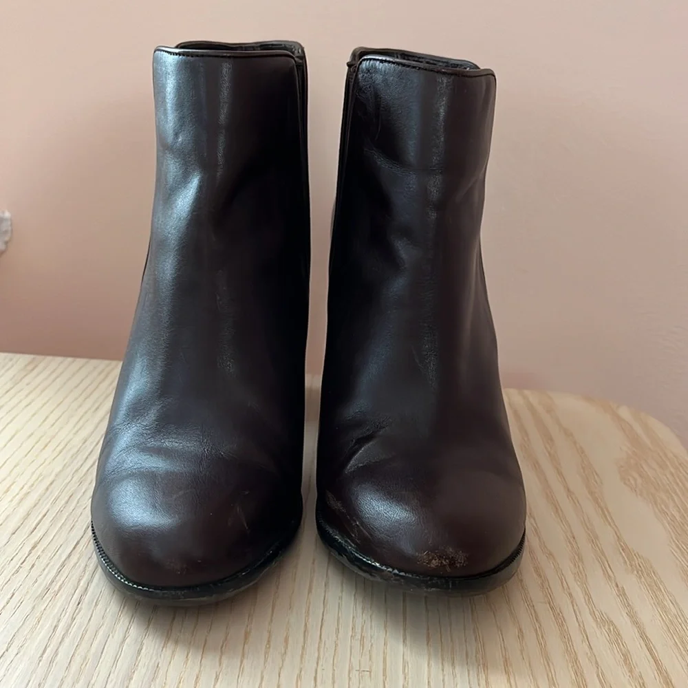 ANN TAYLOR Chestnut Brown Leather Ankle Boots Size 7